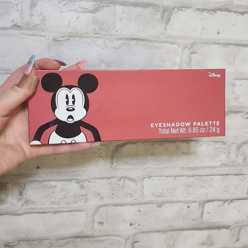 Disney Mickey Mouse Limited Edition Make Up 2018 Collection